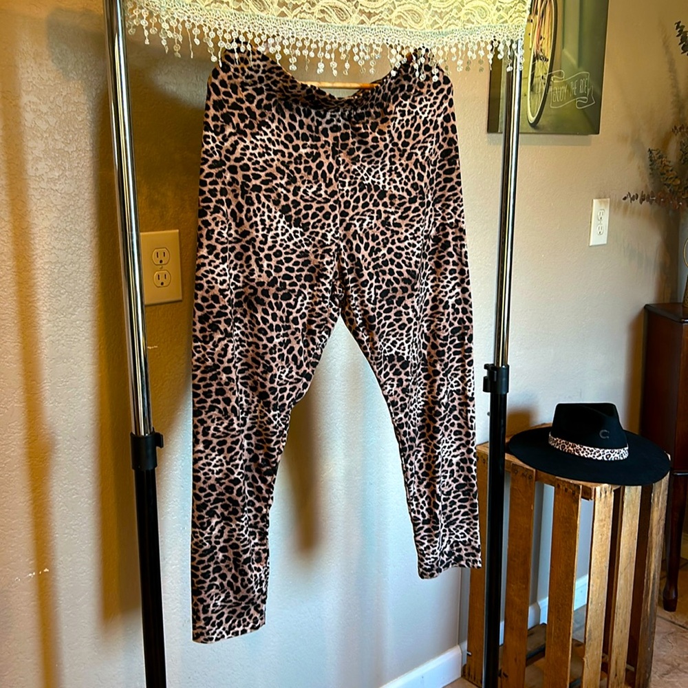 Cheetah leggings